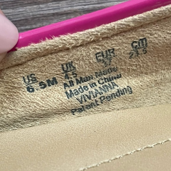 Naturalizer Hot Pink Patent Leather Slip On Loafer Shiny Barbie core Ballet Shoe - Picture 5 of 7